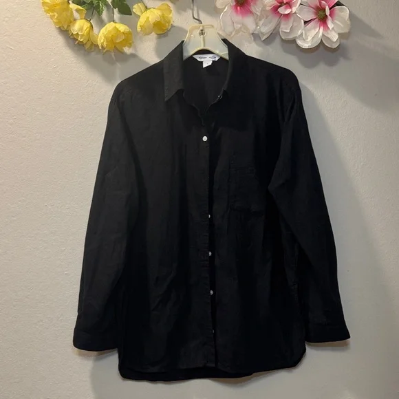 Old Navy Black Long-Sleeve Button Down Shirt - Picture 1 of 6